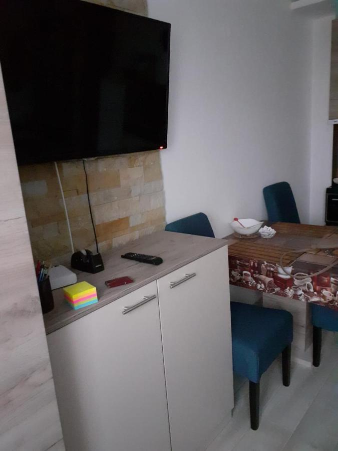 Apartman Milmari P88 โคเปานิก ภายนอก รูปภาพ