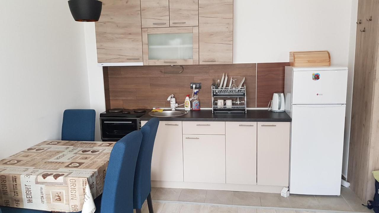 Apartman Milmari P88 โคเปานิก ภายนอก รูปภาพ